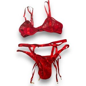 Strappy and Lace Lingerie Bra/Panty Set